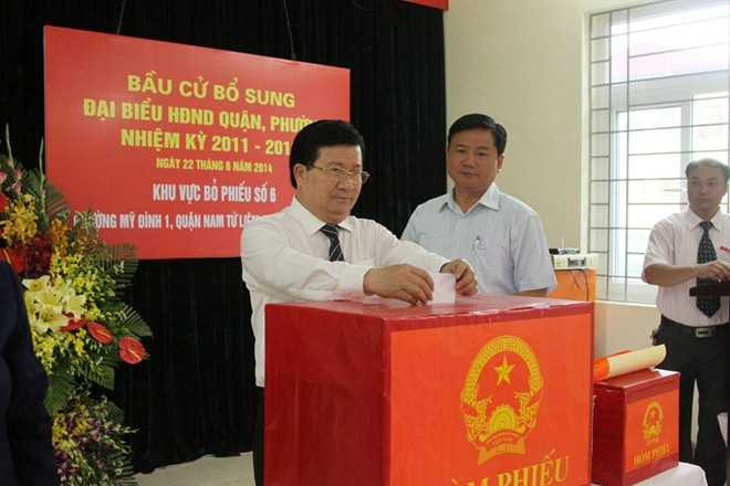 Phường có nhiều đại biểu 'VIP' đi bầu cử HĐND