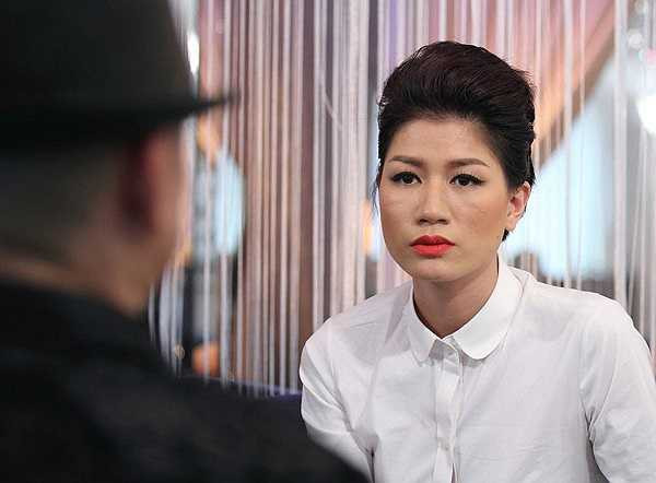 Người mẫu Trang Trần được biết tới là chân dài cá tính mạnh cũng như ngoại hình 'đẹp lạ'. Chính vì cá tính mạnh mẽ nên Trang Trần tiết lộ đàn ông Tây theo đuổi cô rất nhiều.