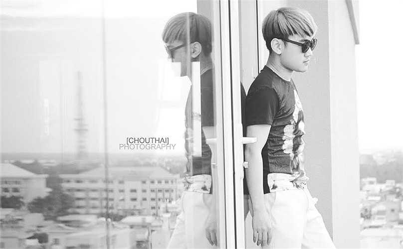 Có một số thông tin cho rằng anh đang lận đận trong sự nghiệp của mình và có khả năng lụi tàn.