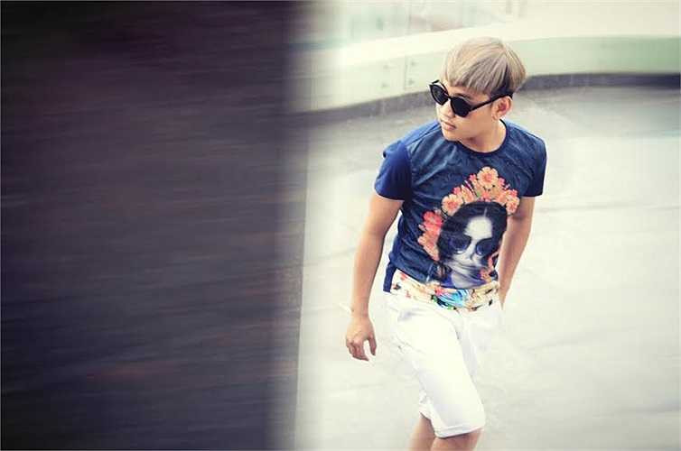 Hiện tại, anh đang tham gia vào một vai khách mời khá ấn tượng trong dự án điện ảnh Chàng trai năm ấy.