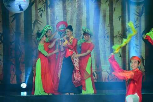 phuong vy tac ke hoa