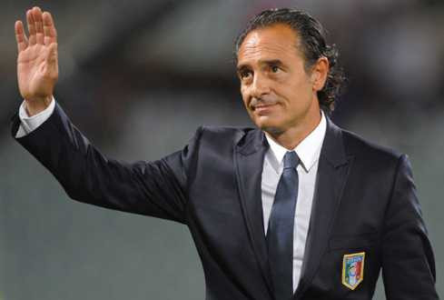 HLV Prendelli chia tay tuyển Italia