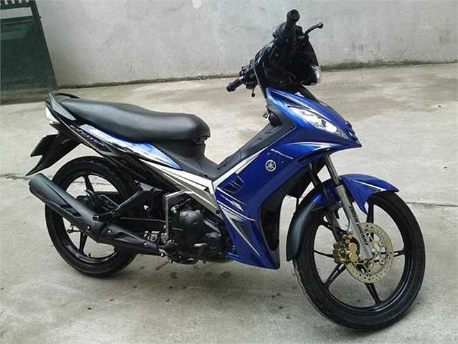 Ra đời năm 2005, dòng xe số thể thao Yamaha Exciter nhanh chóng thu hút sự chú ý của người dùng trong nước, đặc biệt là giới trẻ. Hiện nay ở nhiều tỉnh thành trong cả nước có các câu lạc bộ người sử dụng dòng xe này.