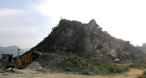 Lực lượng chức năng vẫn tiếp tục tìm kiếm nạn nhân còn lại