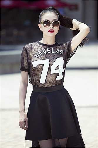 Đôi khi nổi loạn mới tạo ra cá tính riêng cho bản thân và quan trọng là lên hiểu rõ ranh giới giữa hở và gợi cảm. 