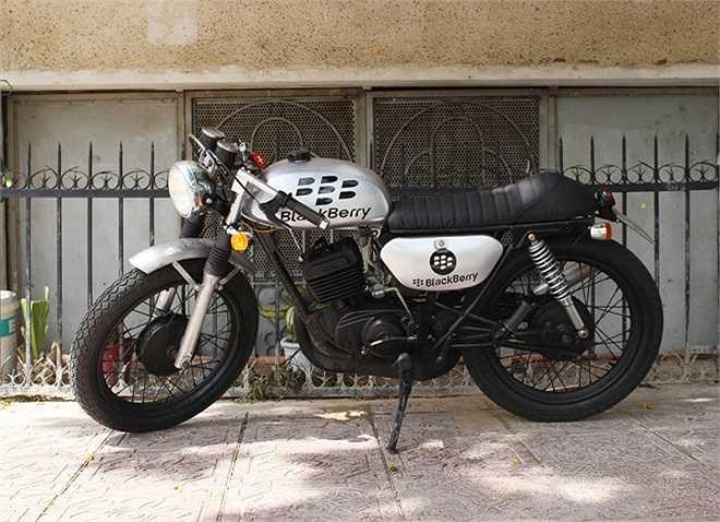 Minsk là dòng xe không còn nhiều người dùng, nhưng với những người đam mê thì Minsk vẫn mang dáng dấp hoài cổ, kèm theo sự mạnh mẽ bụi bặm của dòng Café Racer.