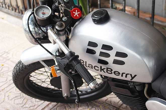 Theo chủ xe, sản phẩm này ra đời nhằm chào đón chiếc BlackBerry Z3 mới ra mắt tại Việt Nam.