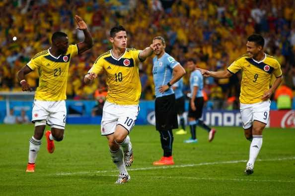 Thần đồng James Rodriguez đưa Colombia vào tứ kết