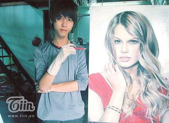 Thời gian gần đây, những tác phẩm hội họa của 9X Lê Đại Phát, sống tại TP.HCM, đang là tâm điểm chú ý của nhiều cư dân mạng. Không chỉ có hồn và sinh động, chất liệu làm nên những bức vẽ này cũng khá đặc biệt, đó là phấn tiên (một loại phấn màu còn được gọi là pastel dùng để vẽ tranh, có hai loại: phấn khô và phấn dầu).