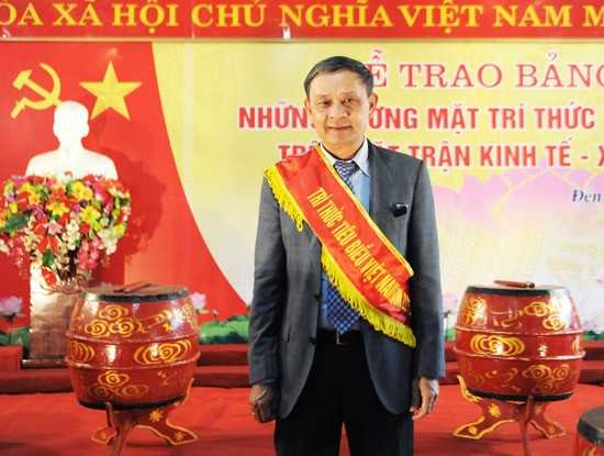 Chủ tịch kiêm CEO MobiFone ông Mai Văn Bình năm nay đã 60 tuổi. Ảnh: Ictnews.