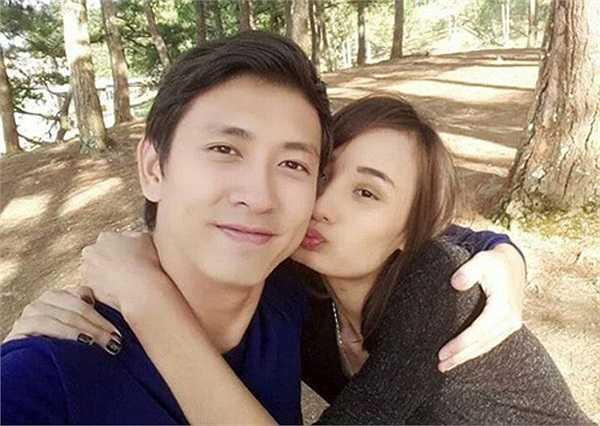 Tuy nhiên chính những đặc điểm này lại là lợi thế cho cô trong sự nghiệp người mẫu. Sau Next Top Model, Lê Thúy nhanh chóng được nhà thiết kế Đỗ Mạnh Cường ưu ái và được coi như 'nàng thơ' của anh. Trong những bức ảnh đời thường, người hâm mộ dễ dàng nhận ra 'gái quê' Lê Thúy giản dị, mộc mạc. (Theo Zing)