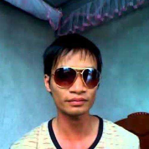 Hiện tượng 'ca sĩ' Lệ Rơi: Đừng lãng phí thời gian!