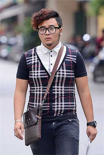 Thí sinh tên Tú cho rằng, những người có máu nghệ sĩ thông thường sẽ có ngoại hình hơi khác hoặc chất chơi.