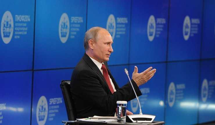 Putin: Phương Tây lợi dụng tình hình Ukraine kìm hãm Nga