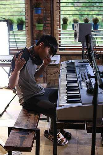 Tham gia vào phim có Sơn Tùng M-TP, Phạm Quỳnh Anh, Ngô Kiến Huy.