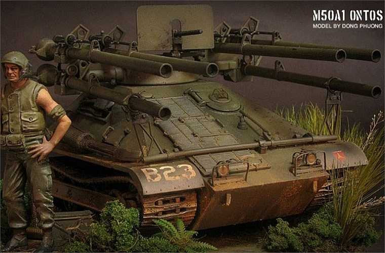 Mô hình pháo tự hành chống tăng M50 Otos được trang bị 6 khẩu súng không giật cỡ 106mm M40 được Mỹ triển khai ở Việt Nam giai đoạn 1956-1969.