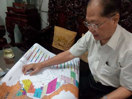 Ông Ngô Thường San cho hay, giữa Việt Nam và Trung Quốc đang đàm phán để phân định ranh giới. Việc Trung Quốc đơn phương kéo giàn khoan Nam Hải 09 đến đây thăm dò dầu khí là sai trái - Ảnh: Trung Hiếu