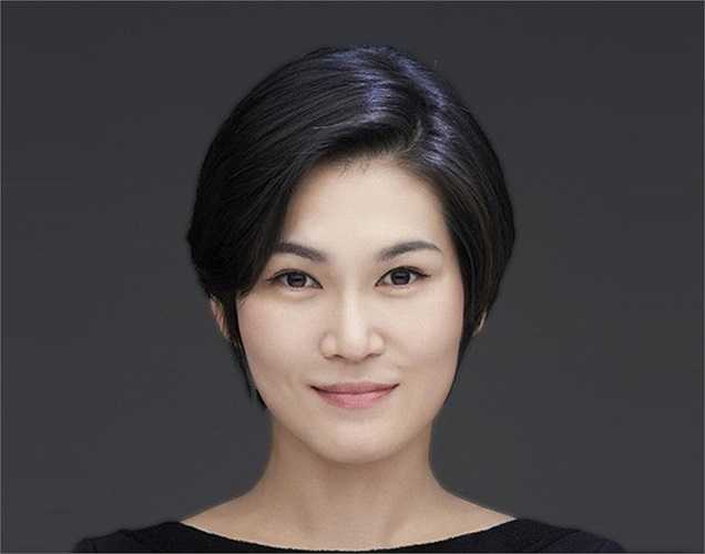 Theo danh sách tháng 4/2014 của Forbes, Lee Seo-Hyun là người giàu thứ 20 tại Hàn Quốc, với tổng tài sản ước tính 1,2 tỷ USD. Còn chị gái cô, tỷ phú Lee Boo-Jin (trong ảnh), xếp thứ 19 với khoảng 1,3 tỷ USD tài sản.