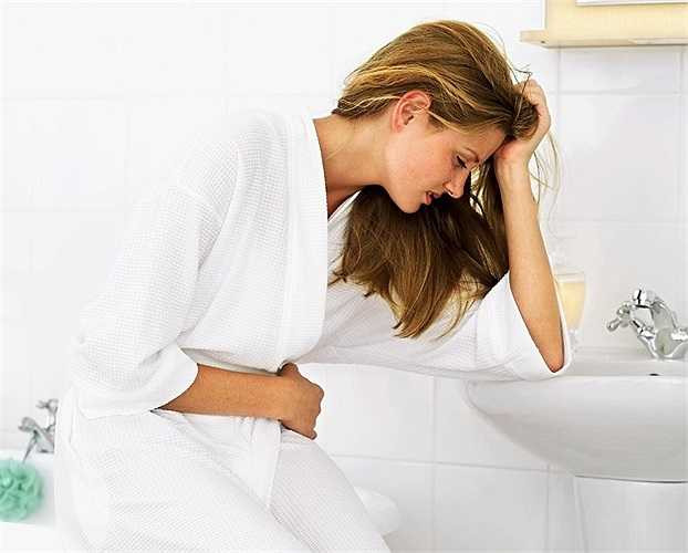 Trong gần 1.000 mẫu rau lấy tại Hà Nội, Hòa Bình, Nam Định vào năm 2009, tỷ lệ nhiễm ấu trùng giun sán như giun đũa, giun móc, giun tóc... cao nhất ở Nam Định (hơn 8%), sau đó là Hà Nội (hơn 3%). Trong đó, rau cải xanh nhiễm nhiều hơn cả.