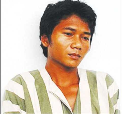 Kẻ cướp đột nhập giữa đêm, trói chồng rồi thay nhau hãm hiếp vợ