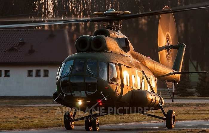 Biến thể mới nhất Mi-8MT/Mi-17 được trang bị nặng hơn và giới thiệu năm 1981