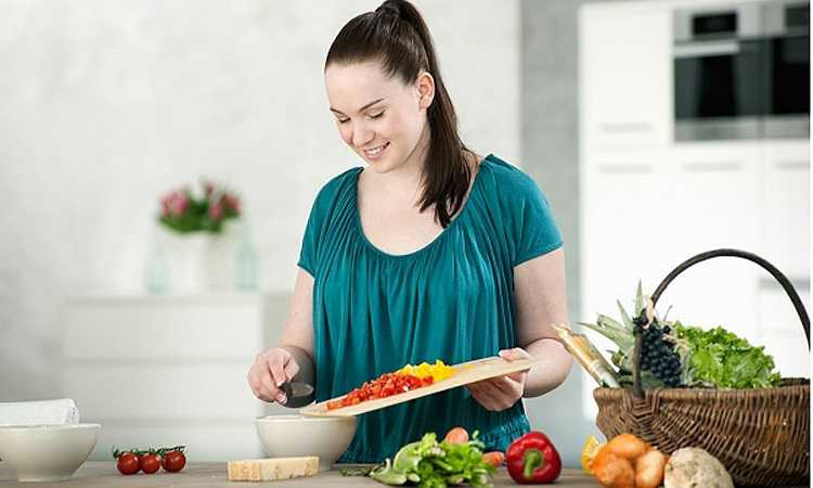 9. Ngăn ngừa ung thư: Những thực phẩm có màu vàng như bí đỏ, cà rốt, khoai lang có chứa nhiều chất chống oxy hóa và beta- carotene nên có tác dụng ngăn ngừa các căn bệnh ung thư.