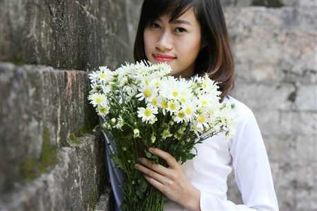 Nữ sinh Học viện Cảnh sát xinh xắn, đa tài