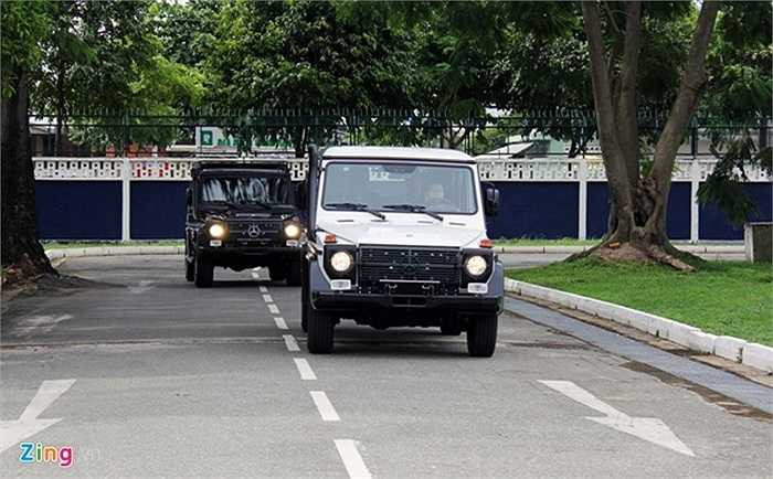 Mercedes-Benz G-class hay còn gọi là G-Wagen (viết tắt của xe xuyên quốc gia), là một xe thể thao thực dụng, truyền động bốn bánh nhưng vẫn giữ được những phẩm chất sang trọng vốn có của hãng xe Đức. Đây là mẫu xe off-road chuyên dụng, được nhiều tạp chí danh tiếng bình chọn là ”ông vua địa hình“. 