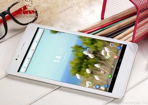 Blackberry Playbook 4G gây sốt với giá 1.99 triệu đồng