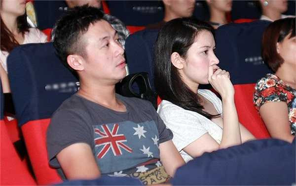 Lý Hồng Nhung không có ý định tiến sâu vào showbiz. Cô cũng thường từ chối đi dự tiệc và hài lòng với vị trí hậu phương vững chắc của MC Anh Tuấn. Hiện Hồng Nhung đang làm việc cho công ty truyền thông do chính ông xã làm giám đốc. 