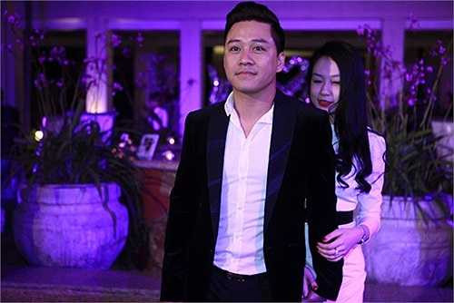 Là vợ của một ca sỹ khá đào hoa, Hương Baby khá khiêm tốn trong khoản xuất hiện trước công chúng.