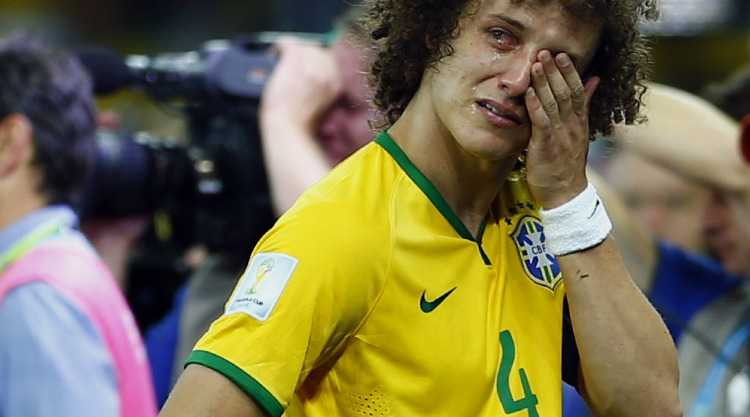  David Luiz mắc sai lầm dẫn đến trận thua của Brazil