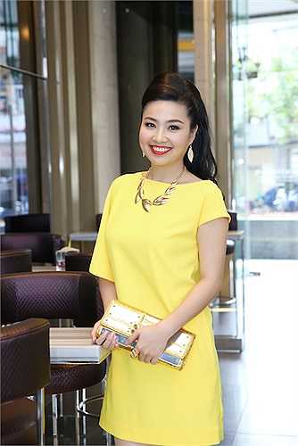 Lê Khánh không chỉ là gương mặt sáng giá ở sân khấu kịch Idecaf nơi cô đang công tác, còn là diễn viên được các đạo diễn điện ảnh lẫn truyền hình đánh giá cao.