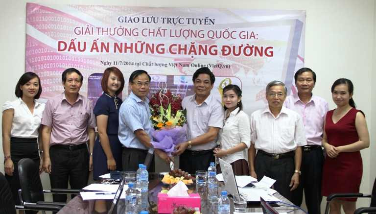 Các khách mời tham dự buổi Giao lưu trực tuyến