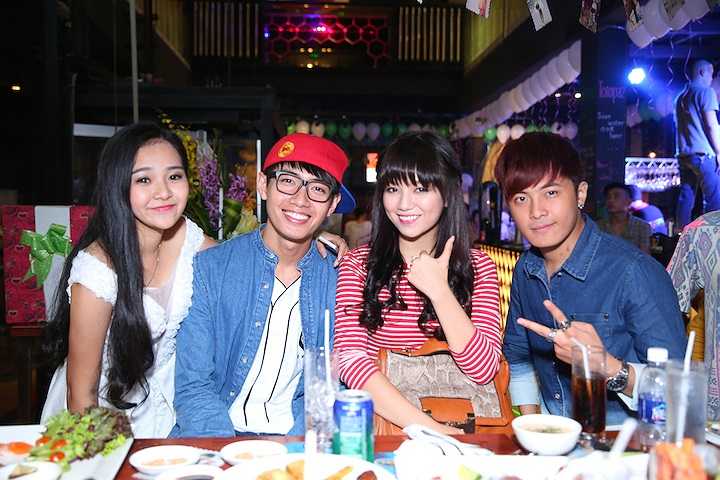 Vũ công Quang Đăng của SYTYCD mùa đầu tiên.