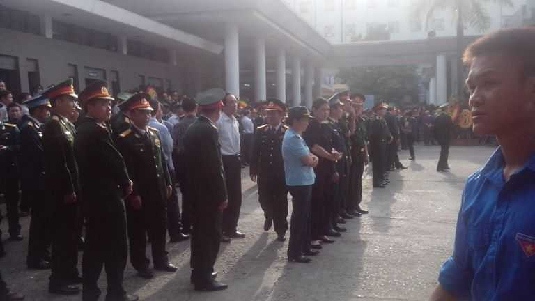 Trực tiếp Lễ viếng và truy điệu 18 chiến sĩ rơi máy bay ở Hòa Lạc