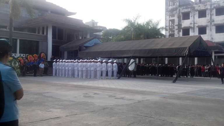 Trực tiếp Lễ viếng và truy điệu 18 chiến sĩ rơi máy bay ở Hòa Lạc