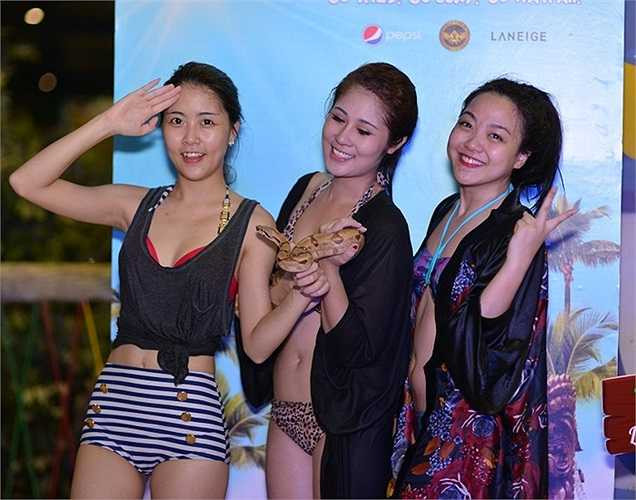 Các bạn trẻ cũng có thể tận hưởng những phút giây thư giãn tuyệt đỉnh tại theo phong cách nhiệt đới với Hawaii bar hay phong cách thần bí, bất ngờ với Tiki bar…