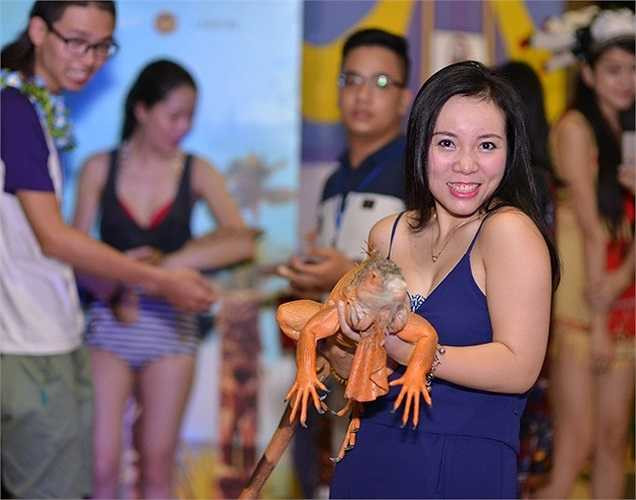  Với những người thích khám phá có thể thử tài pha chế cooktail, thử thách cùng các loài bò sát, tham gia các trò chơi cảm giác mạnh hoặc hóa trang thành thổ dân…