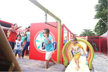 5 điều khiến mẹ khó bỏ qua Trại hè Omo-Manchester United