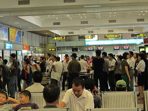 chậm, hủy chuyến