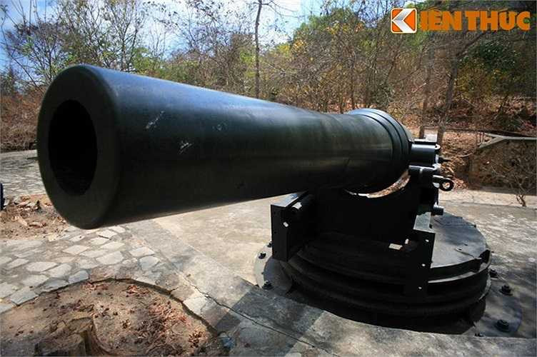 Đây là một trong ba tuyến phòng thủ do thực dân Pháp xây dựng cuối thế kỷ 19, với quy mô kiên cố, hiện đại nhất lúc bấy giờ ở Đông Dương.