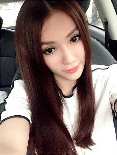 Vẻ ngọt ngào của ca sỹ Thu Thủy.