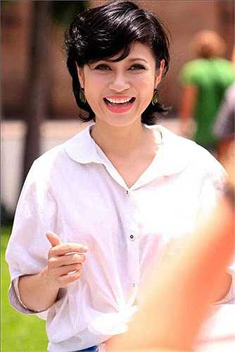 Là một diễn viên đình đám một thời những ít ai biết Việt Trinh từng quay MV ca nhạc để gửi tặng những khán giả yêu mến cô. (Theo Zing) 