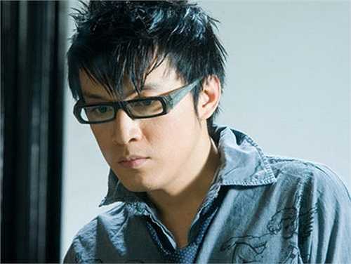 Vốn là người gốc Hoa nên Lam Trường có khả năng giả giọng, lồng tiếng cực tốt cho các diễn viên trong phim Hong Kong.