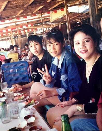 Mái tóc này ngay lập tức trở thành mốt 'hot' nhất của nhiều nghệ sỹ nổi tiếng thời kỳ đó. 