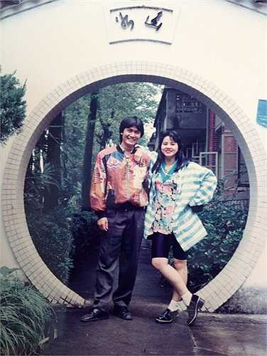 'Đó không chỉ là một sân khấu chuyên nghiệp mà còn là nơi để ca sỹ có thể nhìn lại những dấu ấn của mình, cũng như là nơi để tri ân khán giả'