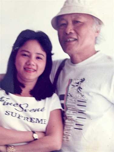 Những ca khúc nổi tiếng của cô được nhiều khán giả yêu thích là: Trị An âm vang mùa xuân, Không dám đâu, Anh Ba Hưng, Chuyến đò quê hương, Lá xanh …