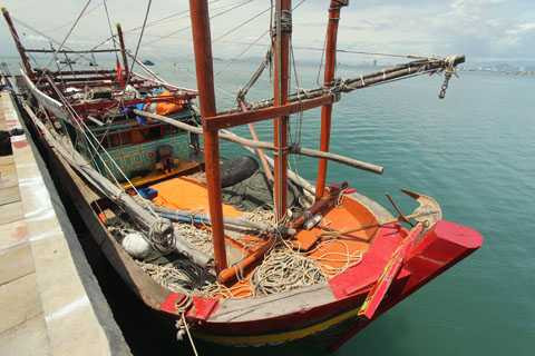 ngư dân, tàu cá, bị nạn, trên biển, cứu hộ, bão Ramassun, lai dắt, SAR