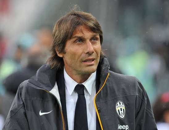 HLV Conte từ chức HLV trưởng Juventus